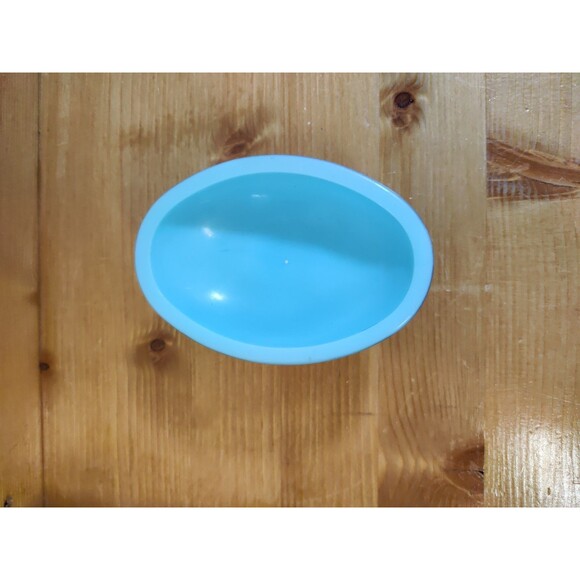 Vintage Avon Blue Milk Glass Pedestal Soap Dish ~4x2" Slight Mark - Picture 5 of 9